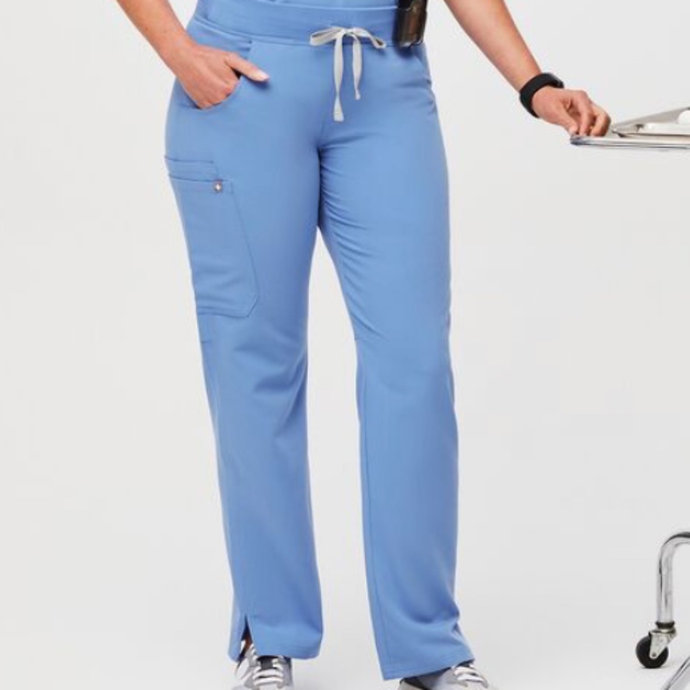 Figs Kade Cargo Scrub Pants - Ceil Blue - Size Small